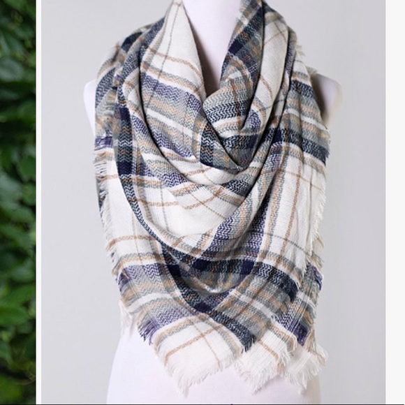 Rustic River Blanket Scarf - Picture 4 of 4